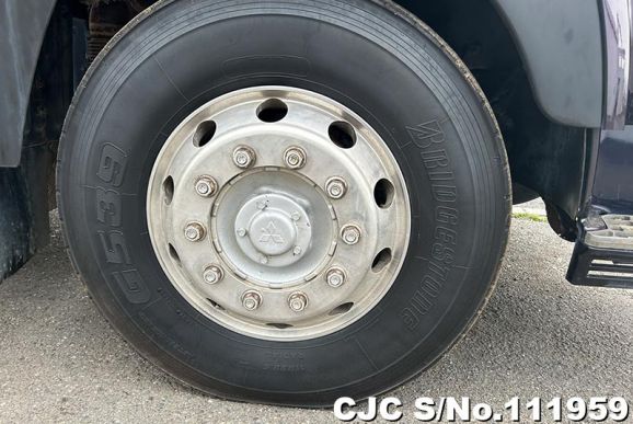 Mitsubishi Super Great in Black for Sale Image 23