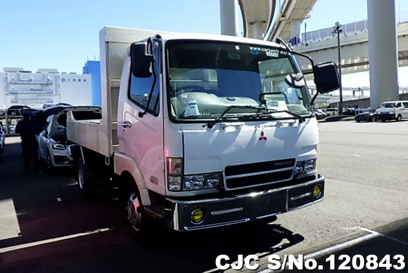 Mitsubishi / Fuso Fighter 2003