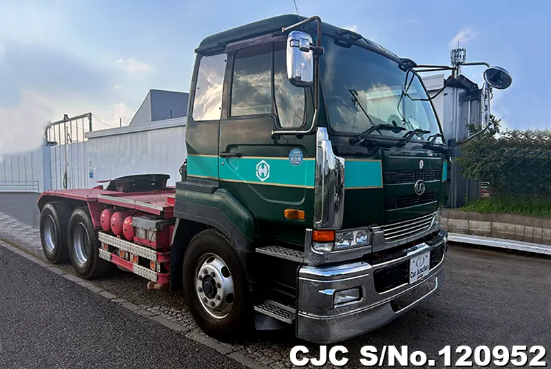 Nissan / UD 2002
