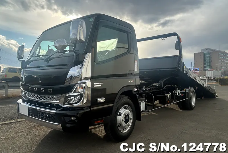 Mitsubishi / Canter 2025