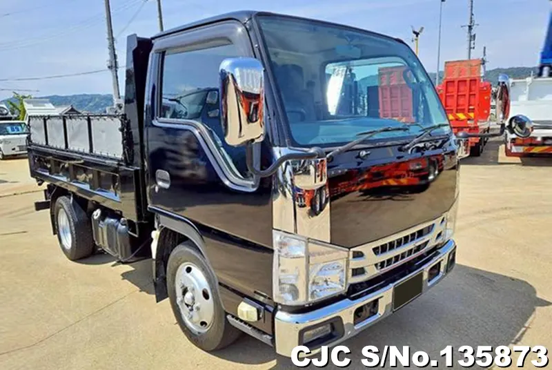 Isuzu / Elf 2014