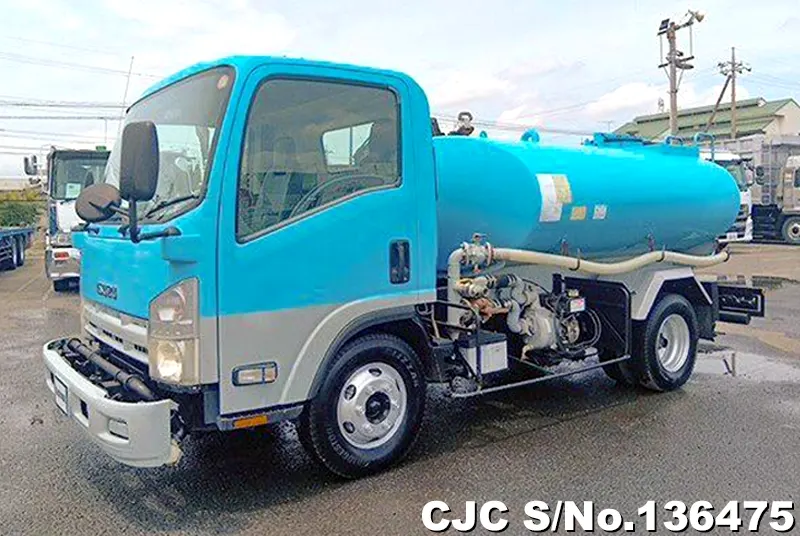 Isuzu / Elf 2010