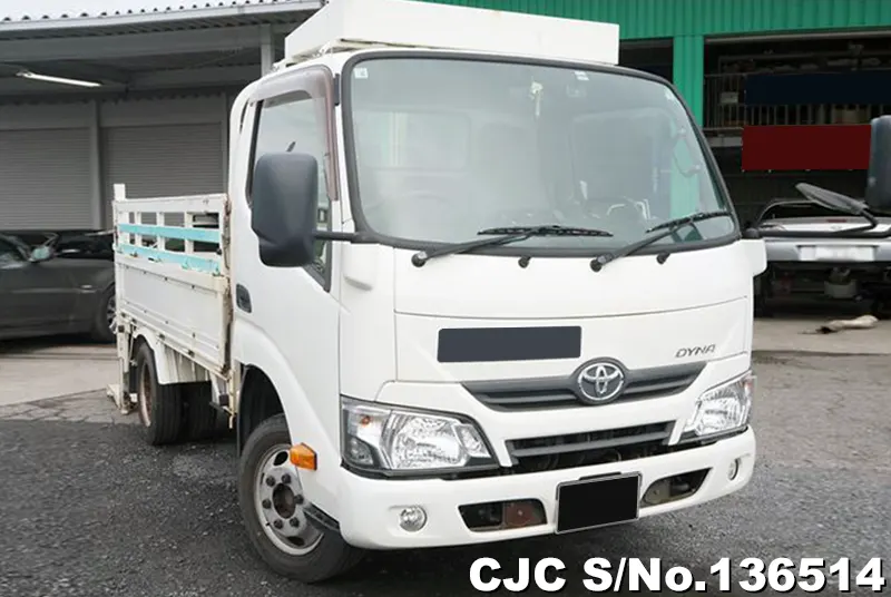 Toyota / Dyna 2017