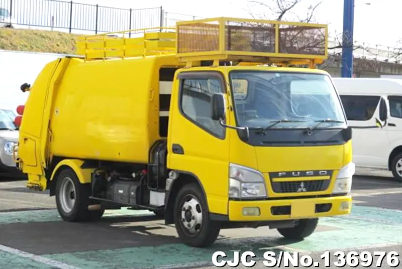 Mitsubishi / Canter 2010