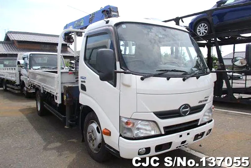 Hino / Dutro 2016