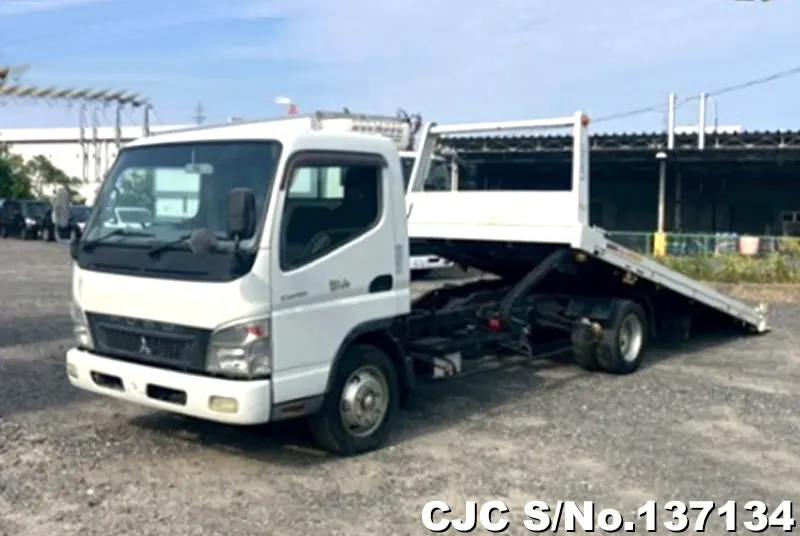 Mitsubishi / Canter 2009