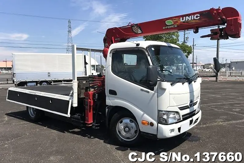 Hino / Dutro 2018