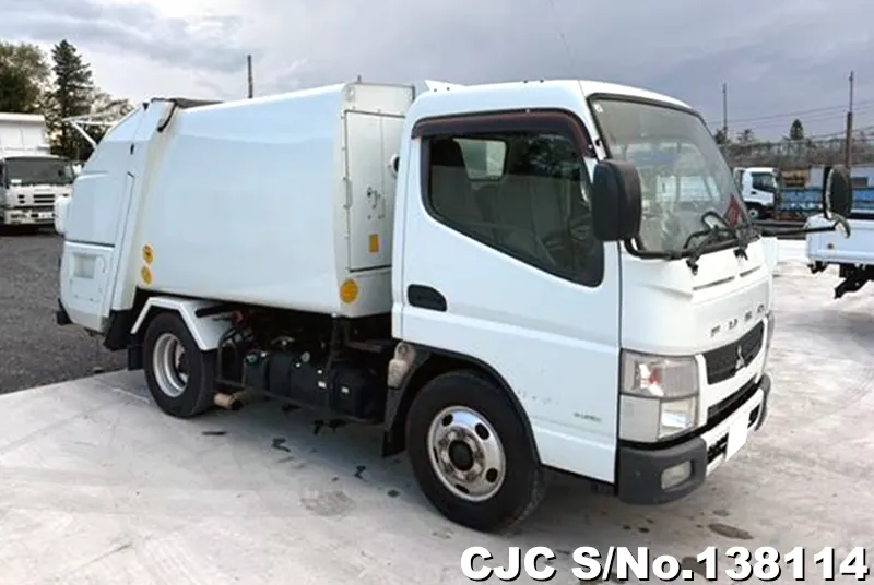 Mitsubishi / Canter 2014