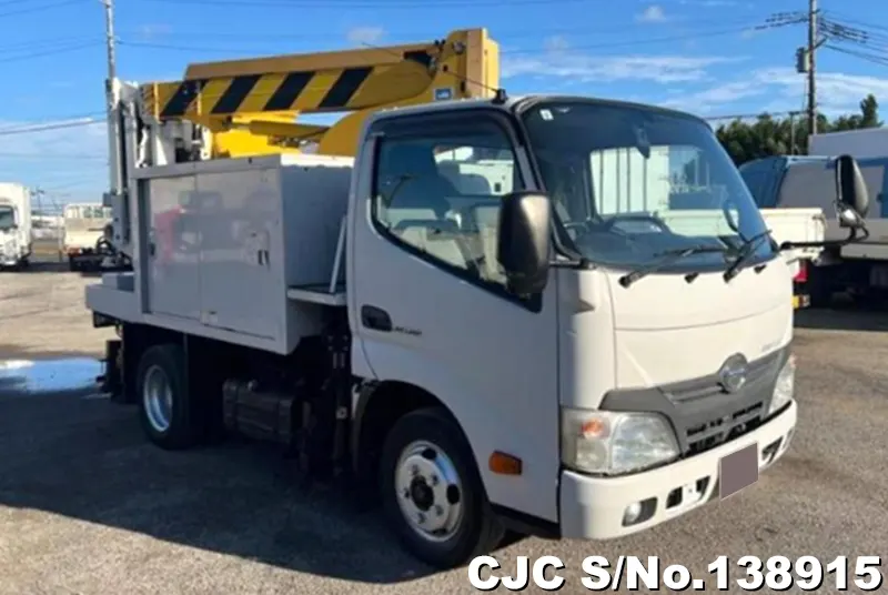 Hino / Dutro 2013