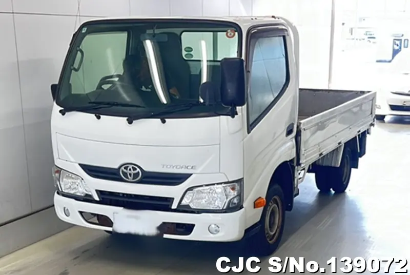 Toyota / Toyoace 2017