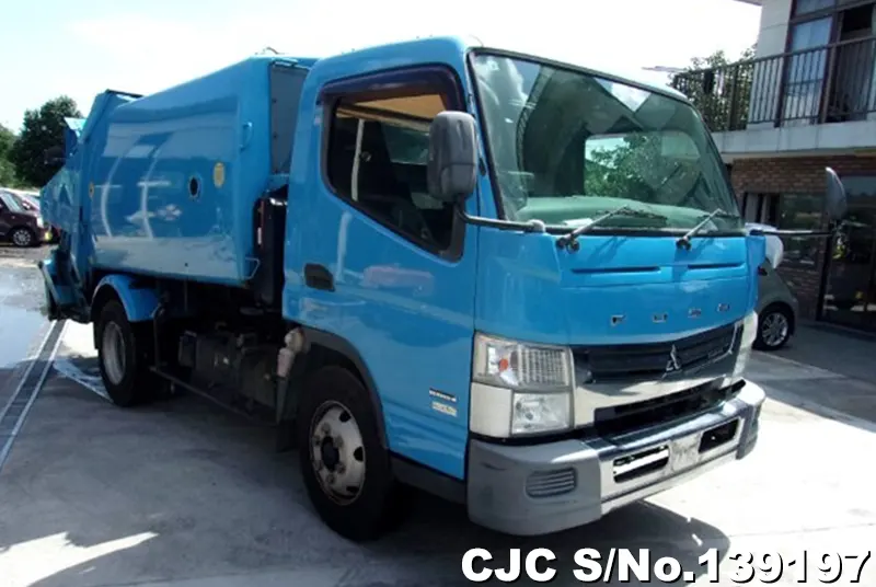 Mitsubishi / Canter 2012