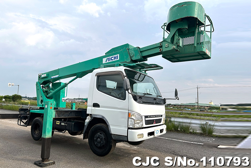 Mitsubishi / Canter 2003